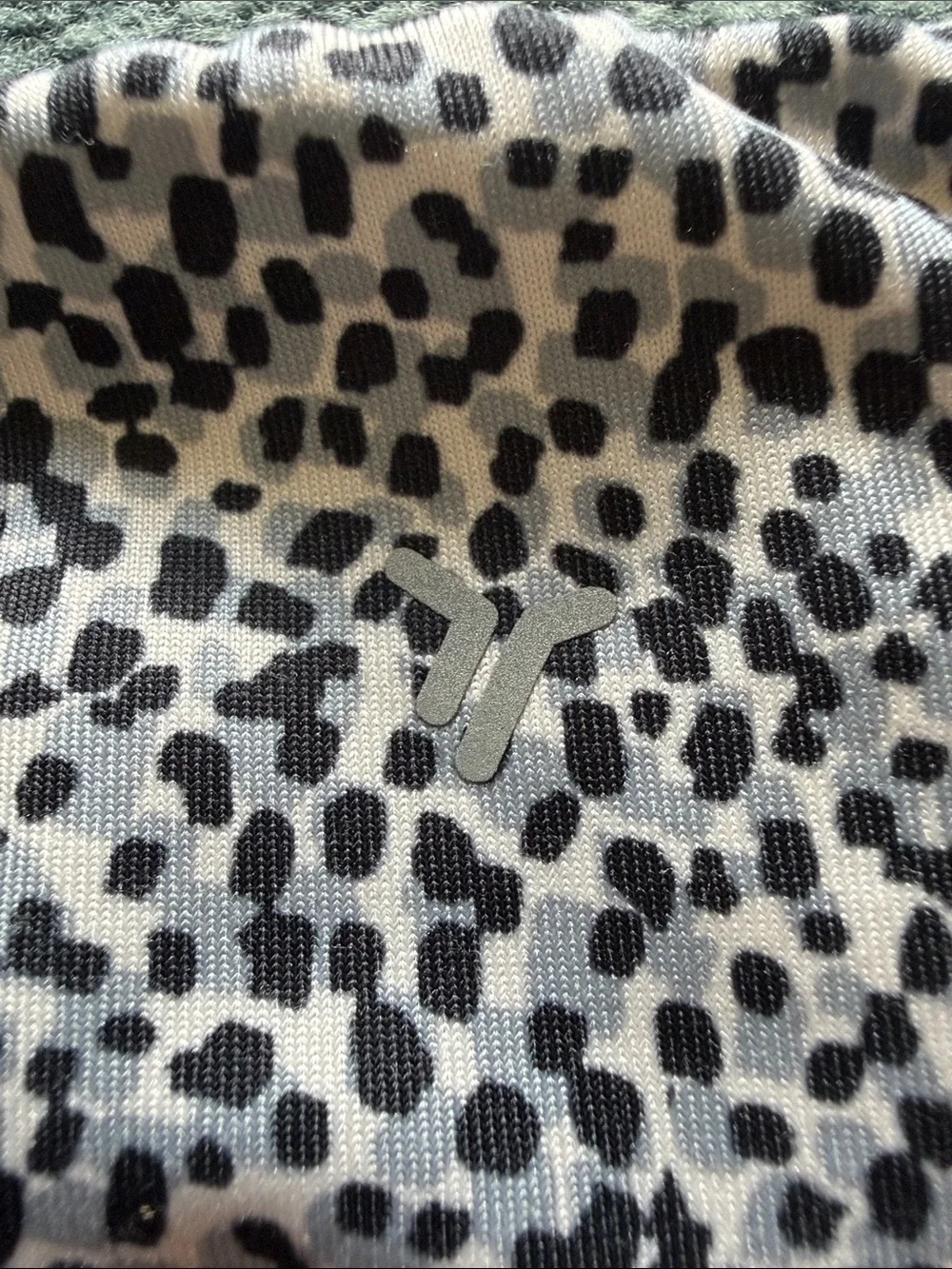 Old Navy White and Black Leopard Print Kids Leggings